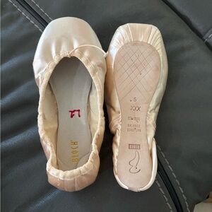 Bloch European Balance Pointe Shoes